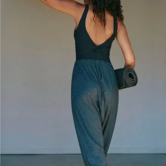 Free People Shiny Happy tank Jumpsuit NEW WITH TAG - Picture 5 of 5